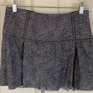 Lululemon workout skort, sz6